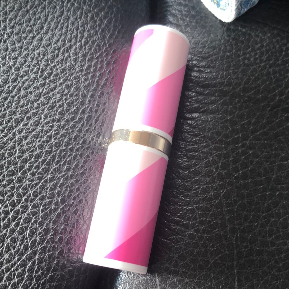 Estée Lauder lipstick